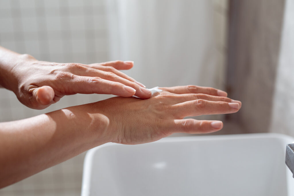 Ceramides 101: The Skin Barrier Ingredient Aging Skin Loses First
